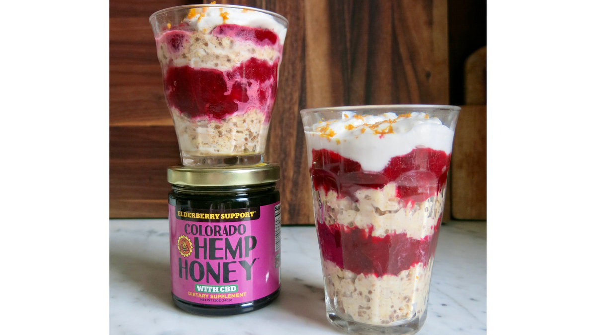 Overnight Oats with Cranberry Parfait